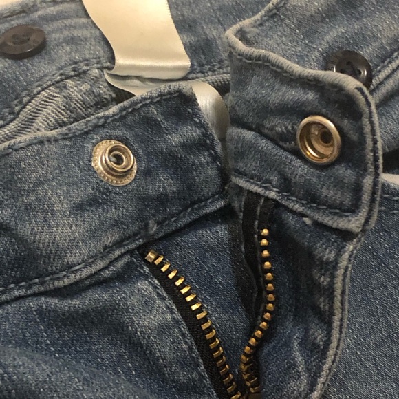 Oshkosh B’gosh Girls Skinny Jeans - Picture 6 of 7